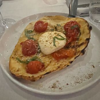 LM Social - Naan appetizer - Bars Near Me - Syracuse, New York
