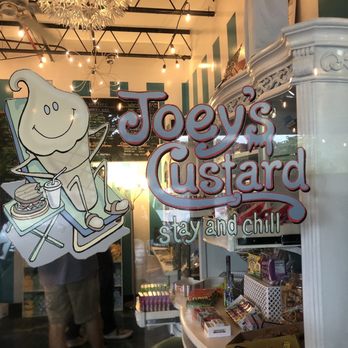 Joey's Custard - The sign - Ice Cream & Frozen Yogurt Near Me - Sanibel, Florida