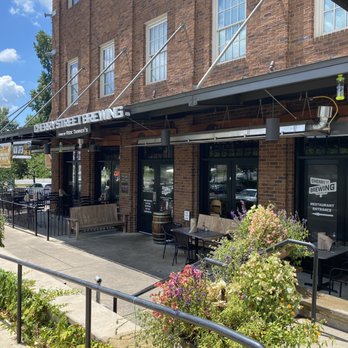 Rick Tanners Grille & Bar - Great curbside appeal - Steakhouses Near Me - Cumming, Georgia