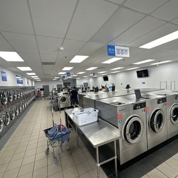 LaundrOclean - Clean and ready! - Laundry Services Near Me - Largo, Florida LaundrOclean - Clean and ready! - Laundry Services Near Me - Largo, Florida