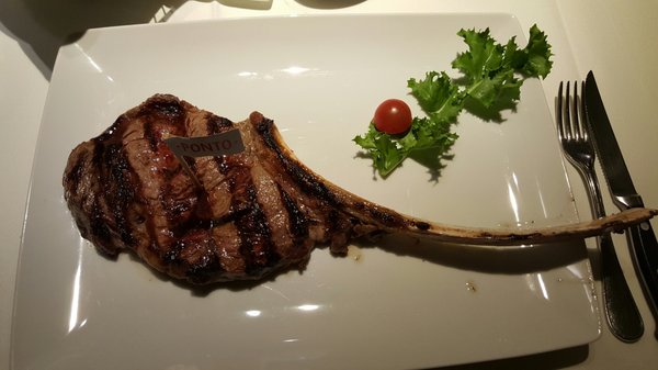 Dinho's by null
