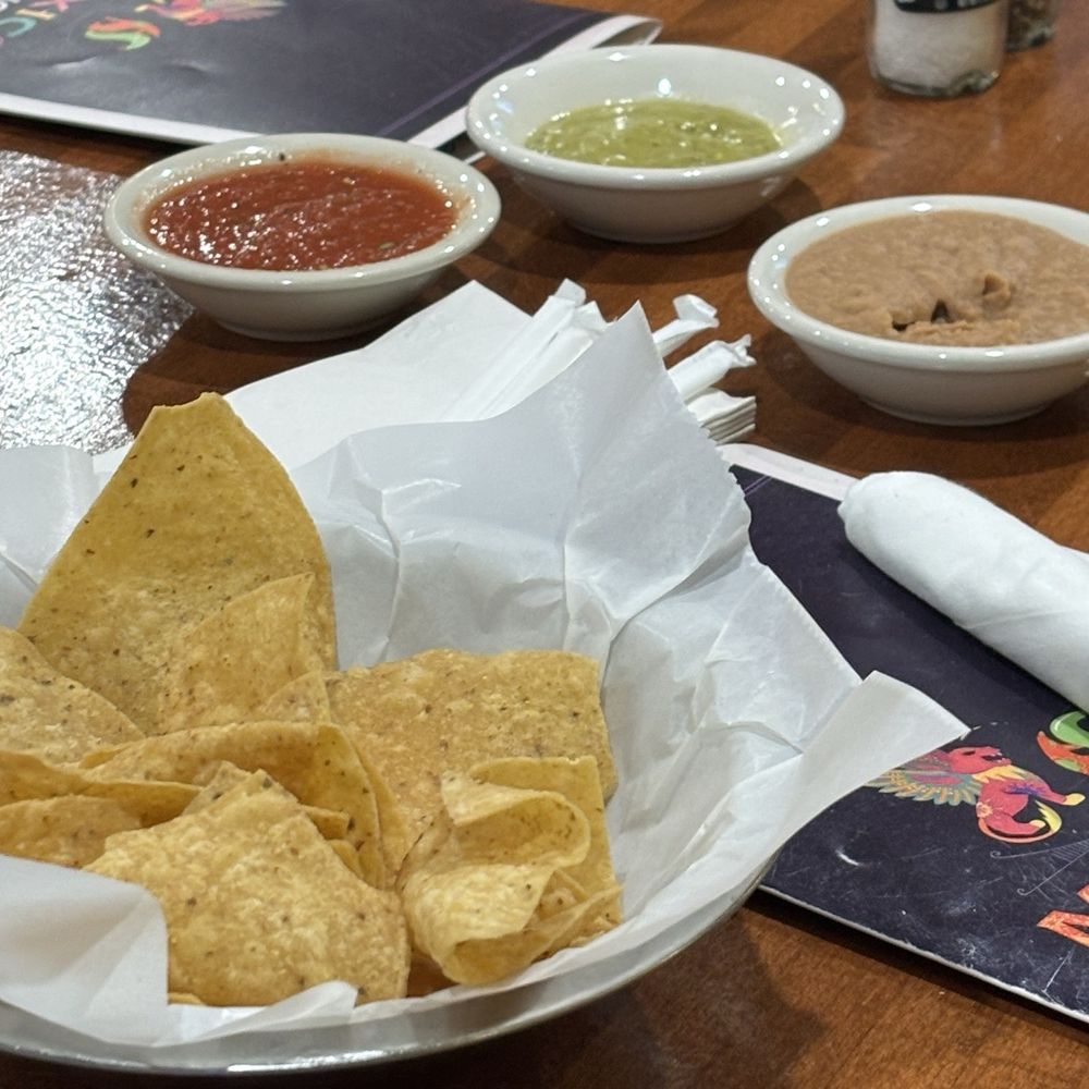 Mexico Magico Fresh Cuisine - Complementary chips and salsa with 3 dips! Loved them all especially the green! - Mexican Near Me - Lake Charles, Louisiana Mexico Magico Fresh Cuisine - Complementary chips and salsa with 3 dips! Loved them all especially the green! - Mexican Near Me - Lake Charles, Louisiana