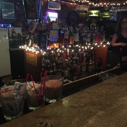 Jan & Lib's Hi-Tops Lounge
