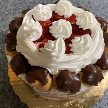 Reuter's Bakery - Cake we got with Napoleon crust - Bakeries Near Me - Chicago, Illinois