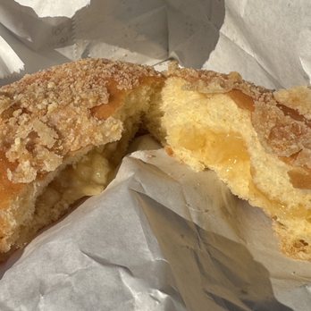Bosa Donuts - Apple Fill Crump Donut - Donuts Near Me - Phoenix, Arizona Bosa Donuts - Apple Fill Crump Donut - Donuts Near Me - Phoenix, Arizona