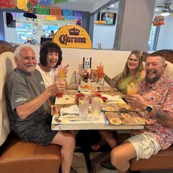 Frida's Cantina - Friends hanging out having an awesome time. - Breakfast & Brunch Near Me - Pensacola, Florida