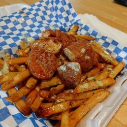 801 fries - Amazing Fries (garlic, rosemary, parmesan, avocado ranch, fried chicken)
