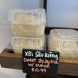 Salt City Che - Sweet Sticky Rice with Durian