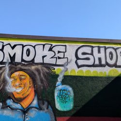Greenlake Smoke N Vape - Chill mural outside the shop