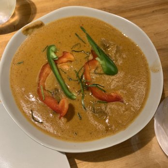 Manaow - Yellow curry - Thai Near Me - Long Beach, California Manaow - Yellow curry - Thai Near Me - Long Beach, California