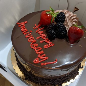 Mia's Bakery - Chocolate Layer - Bakeries Near Me - Brooklyn, New York