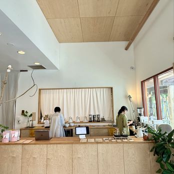 Ando - more vibes - Coffee & Tea Near Me - Kailua, Hawaii