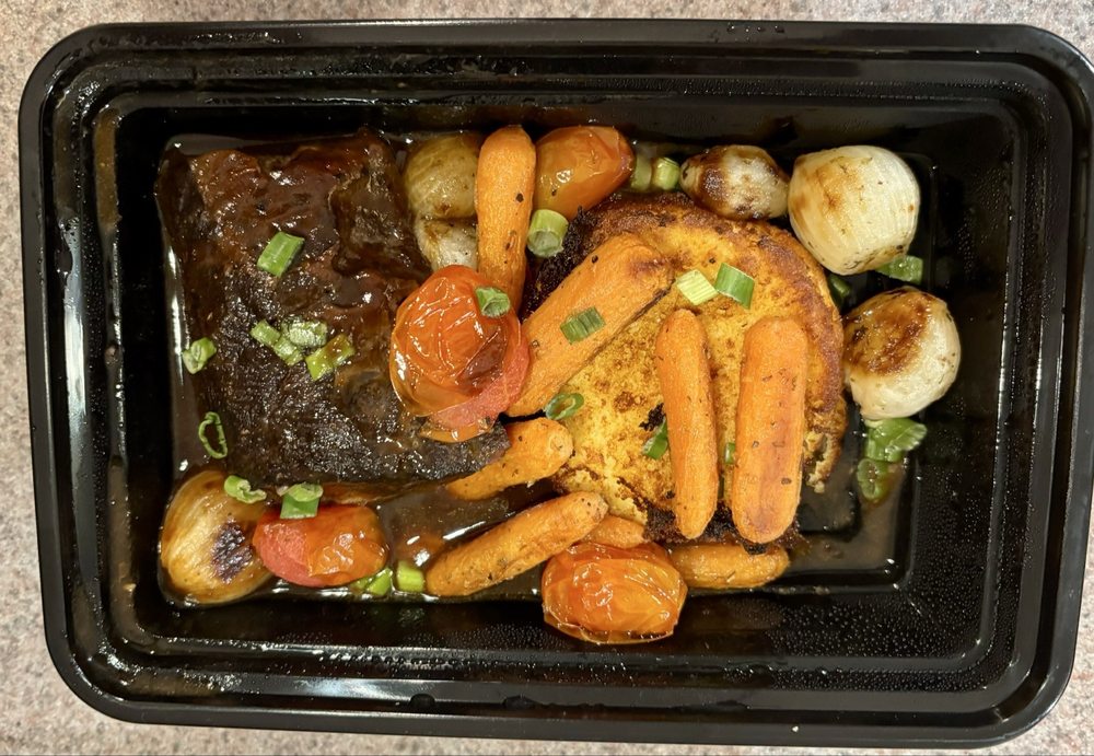 Leandros Restaurant & Tavern