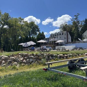 Nation's Oldest Ferry Marker - Landmarks & Historical Buildings Near Me - Rocky Hill, Connecticut