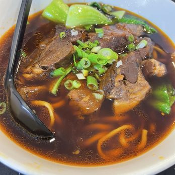 P P Pop - House Special Beef Noodle Soup - Taiwanese Near Me - Monterey Park, California P P Pop - House Special Beef Noodle Soup - Taiwanese Near Me - Monterey Park, California