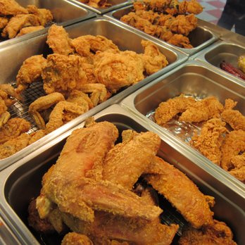 Y-Not Stop - Marksville - a tray of fried chicken - Convenience Stores Near Me - Marksville, Louisiana