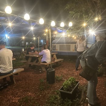 Acqua e Farina by Ciro Esposito - Pizza Near Me - Miami, Florida