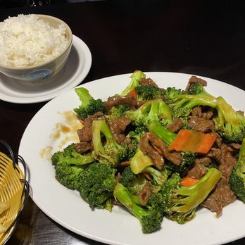 Fuji China - Beef with Broccoli with White Rice - Chinese Near Me - Knightdale, North Carolina Fuji China - Beef with Broccoli with White Rice - Chinese Near Me - Knightdale, North Carolina