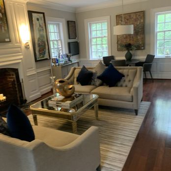 Wellspring Manor & Spa - Living room - Bed & Breakfast Near Me - Upper Marlboro, Maryland