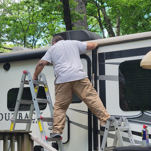 Slide of Sundog Mobile RV Inspection, Maintenance and Repair
