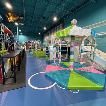 Hyper Kidz - 2-7 area on the right - Indoor Playcenter Near Me - Columbia, Maryland