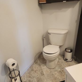 TidyTask Denver - It may seem small, this is the most used bathroom in the house. It looked unused when Victoria finished. - Home Cleaning Near Me