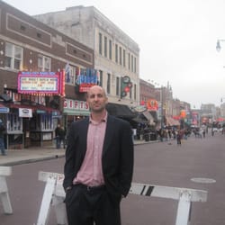Beale Street Visitor's Center - Roving Professor visits Beale Street day and night.