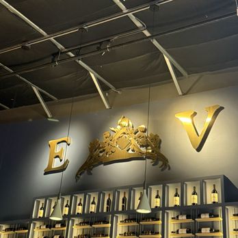 Ella’s Vineyard - Wine Tasting Room Near Me - Paso Robles, California Ella’s Vineyard - Wine Tasting Room Near Me - Paso Robles, California