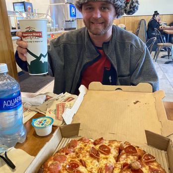 Mountain Mike's Pizza - BEST PEPPERONI PIZZA EVER!!! - Pizza Near Me - Millbrae, California