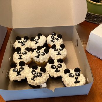Delite Bake Shop - Custom cupcakes - Bakeries Near Me - Yonkers, New York Delite Bake Shop - Custom cupcakes - Bakeries Near Me - Yonkers, New York