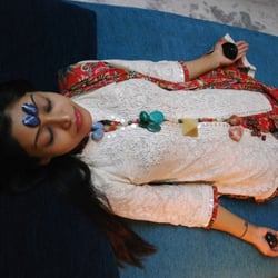 The Chakra Stop - Typical crystal therapy session