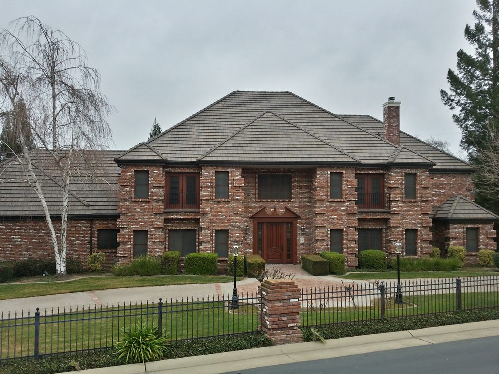 Slide of Roseville Roofing