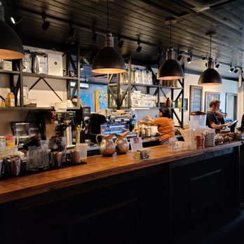V6 Coffee Bar - They scramble more than just eggs here. - Coffee & Tea Near Me - Marathon, Texas
