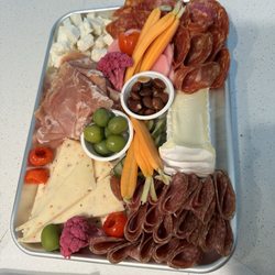 Oh La Vache - Small cheese and cured meat board