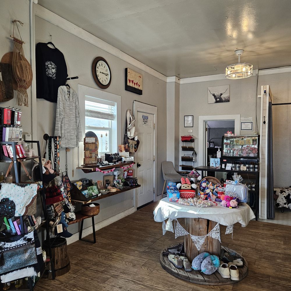 TOP 10 BEST Women's Clothing near Alturas, CA - Updated 2026 - Yelp