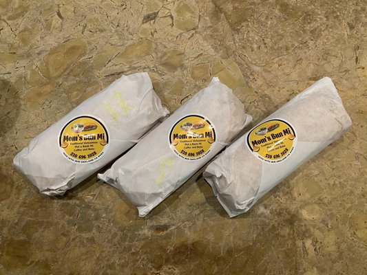 Mom's Pho & Banh Mi by null