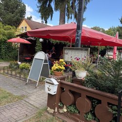Lotusquan - Outdoor dining area