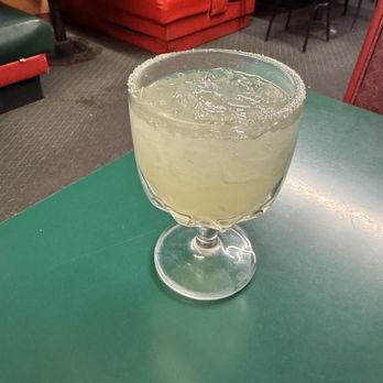 El Aguila Real - Margarita with salt - Mexican Near Me - Lakeview, Oregon