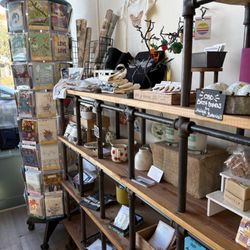 Alameda Island Savoy Market - They even have greeting cards, pottery and t-shirts.