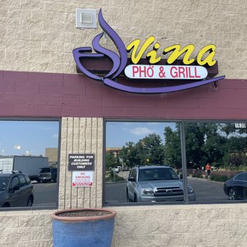 First Class Custom Tint - Huper Optik Ceramic 35. This space is now protected against, heat, glare, and fading. Now with an open look, customers can enjoy the view! - Car Window Tinting Near Me