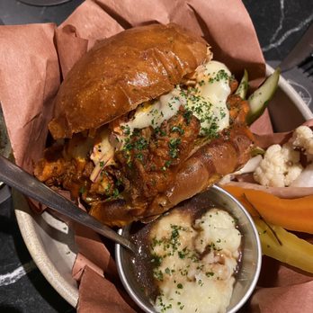 Homun - The spicy fried chicken sandwich, tastes even better than it looks!!! Incredible!!! - Restaurants Near Me - Puerto Vallarta, JAL Homun - The spicy fried chicken sandwich, tastes even better than it looks!!! Incredible!!! - Restaurants Near Me - Puerto Vallarta, JAL