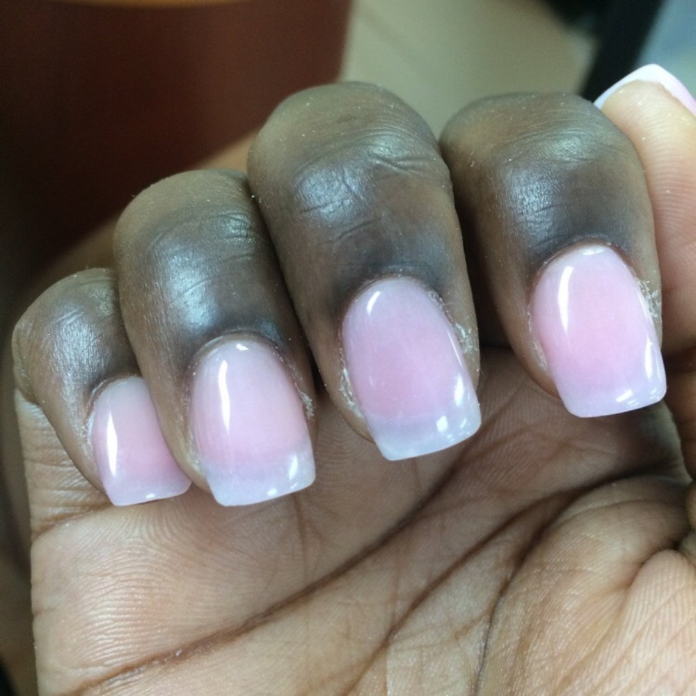 This is a fresh set of nails cuticles and shape look awful. Pinkie is shorter than the rest. Awful job. This is a fresh set of nails cuticles and shape look awful. Pinkie is shorter than the rest. Awful job.