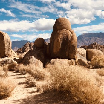 Alabama Hills Recreation Area - Parks Near Me - Lone Pine, California