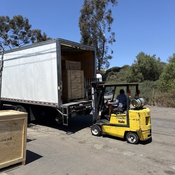 Wright Way Crating, Packing & Shipping - Loading custom crates - Movers Near Me - San Diego, California Wright Way Crating, Packing & Shipping - Loading custom crates - Movers Near Me - San Diego, California