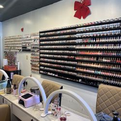 Ali Nails