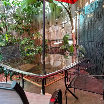 Sabino's Coffee - Outdoor patio area - Coffee & Tea Near Me - San Leandro, California