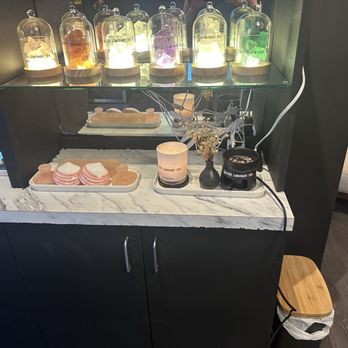Luxe Luminary Spa - Cool, chakra stones, and salt - Day Spas Near Me - Los Angeles, California