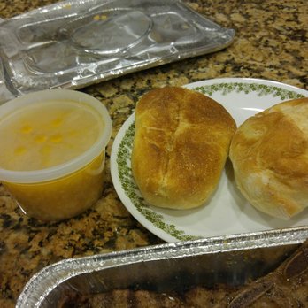 Otilia's Cafe - Complementary bread. Container of shrimp in garlic sauce on the left - Portuguese Near Me - Spotswood, New Jersey