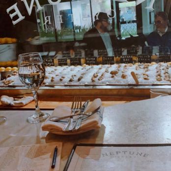 Neptune Oyster - Oyster selection. - Seafood Near Me - Boston, Massachusetts
