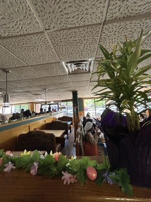MacArthur's Restaurant by null